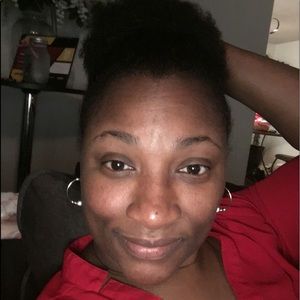 Meet your Posher, Claudette